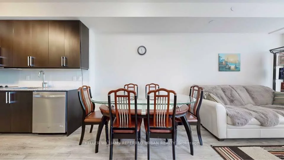 9600, Yonge, North Richvale, Richmond Hill