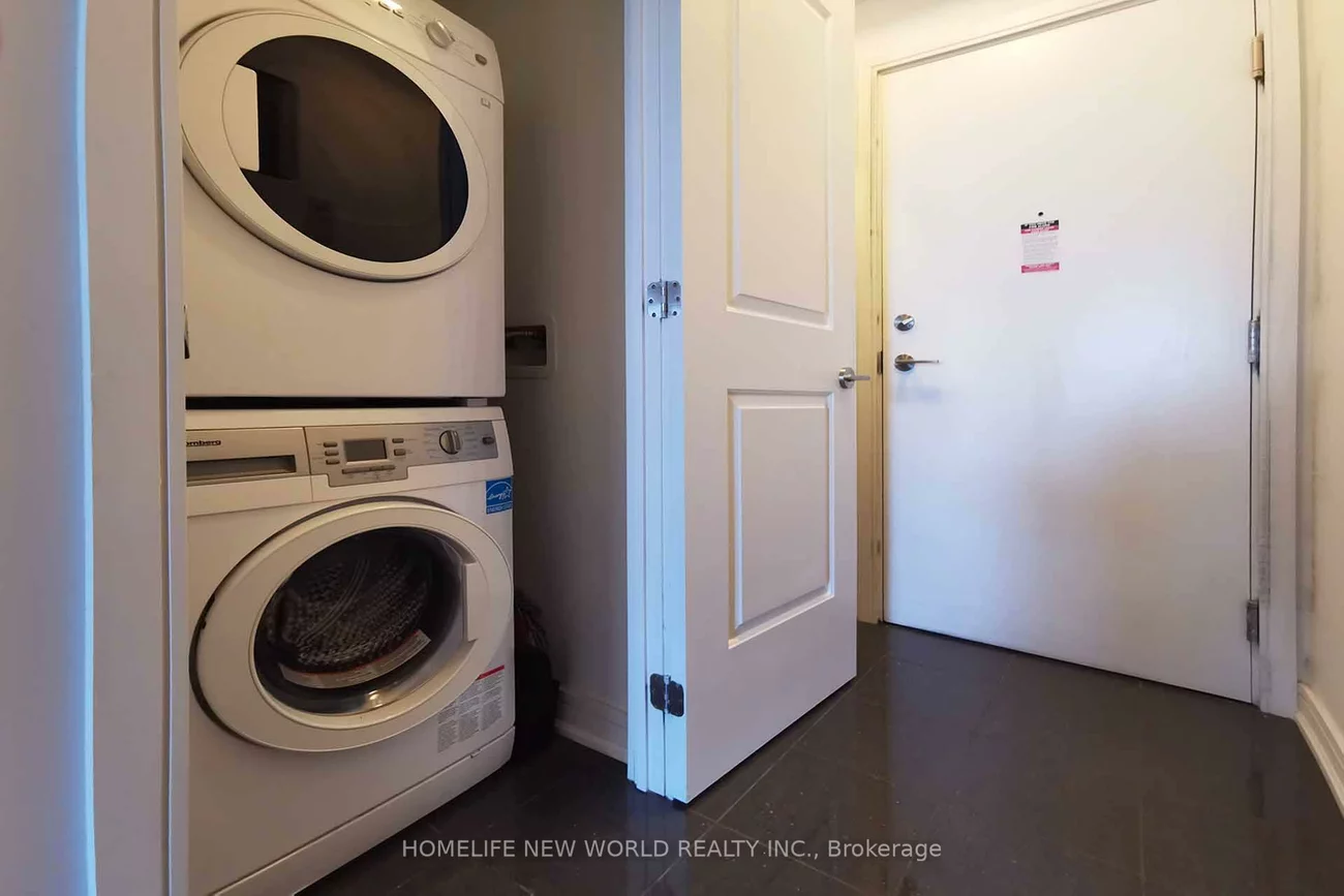 9201, Yonge, Langstaff, Richmond Hill