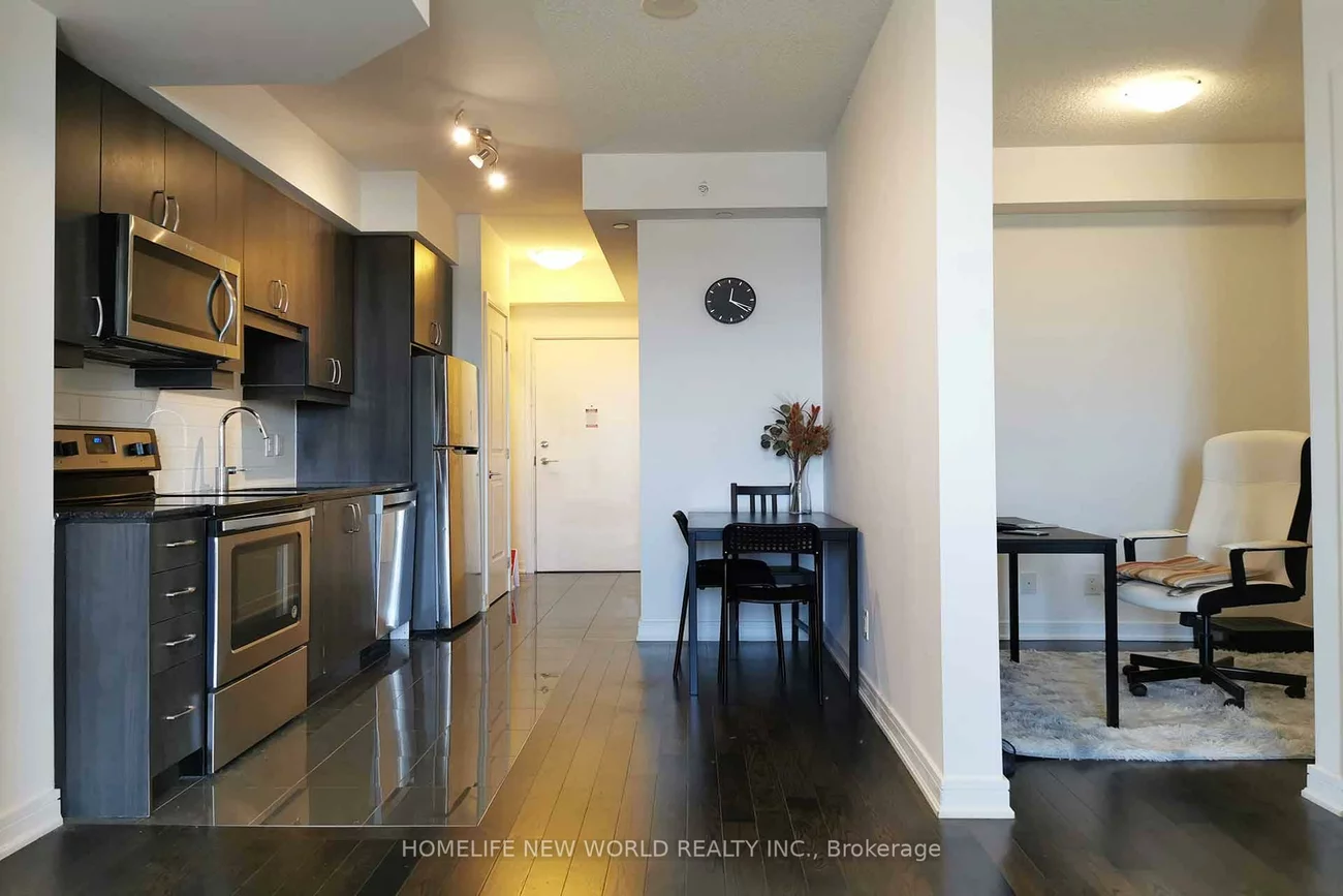 9201, Yonge, Langstaff, Richmond Hill