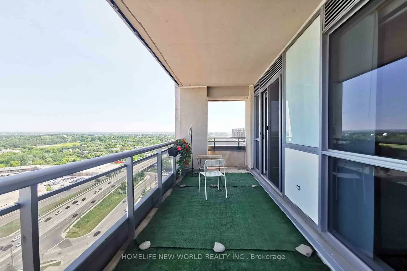 9201, Yonge, Langstaff, Richmond Hill