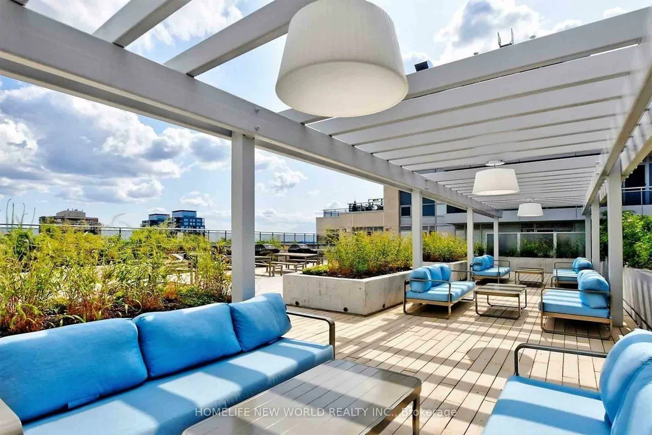 9201, Yonge, Langstaff, Richmond Hill