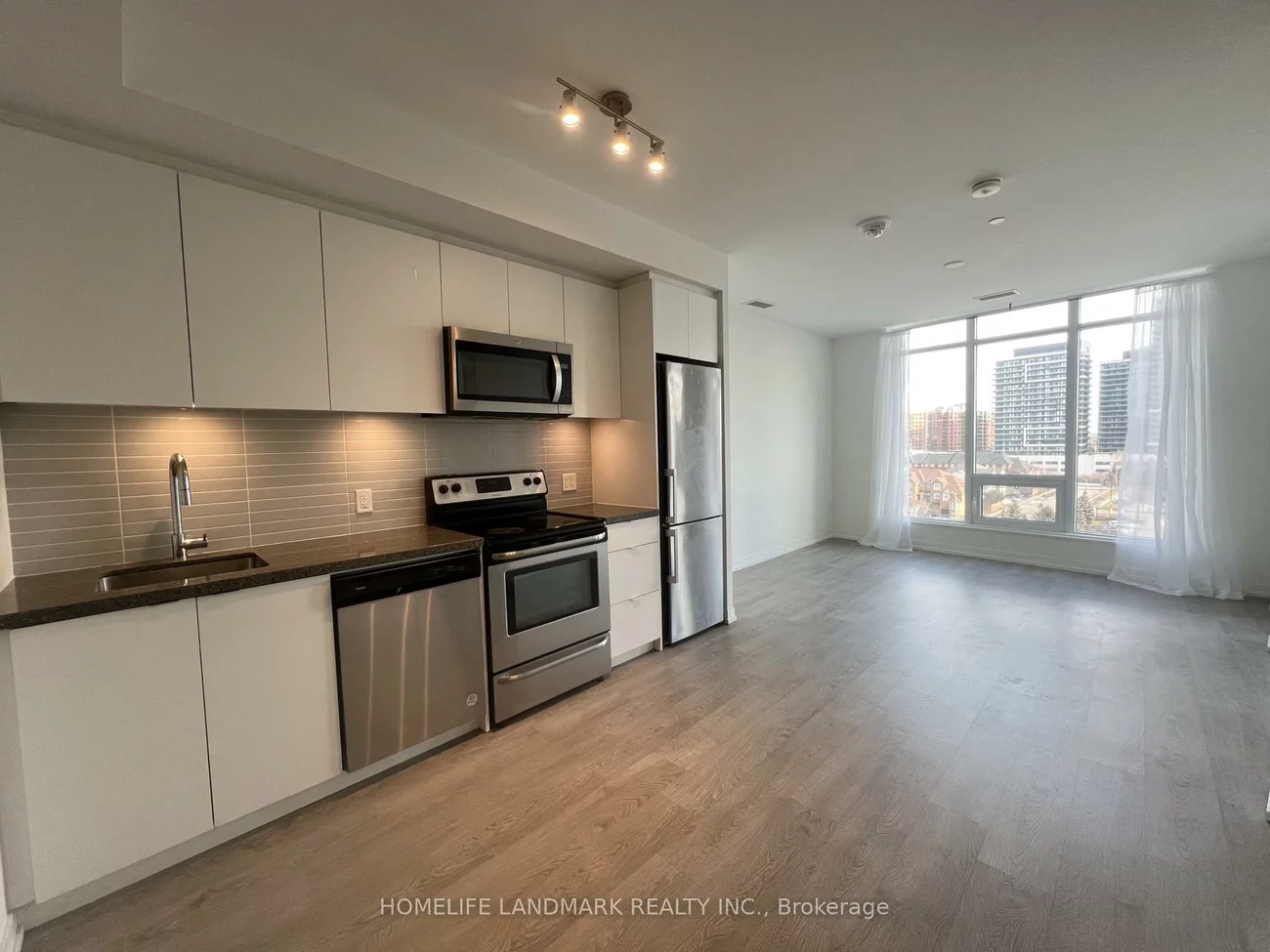 8868, Yonge, South Richvale, Richmond Hill