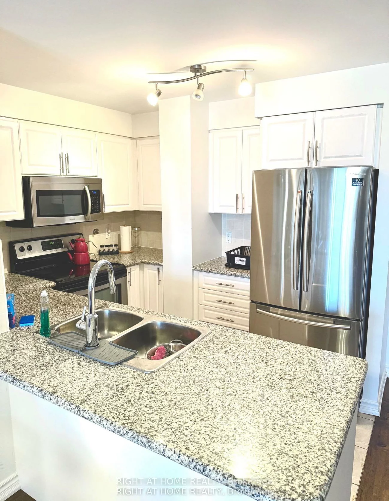 18, Harding, Harding, Richmond Hill