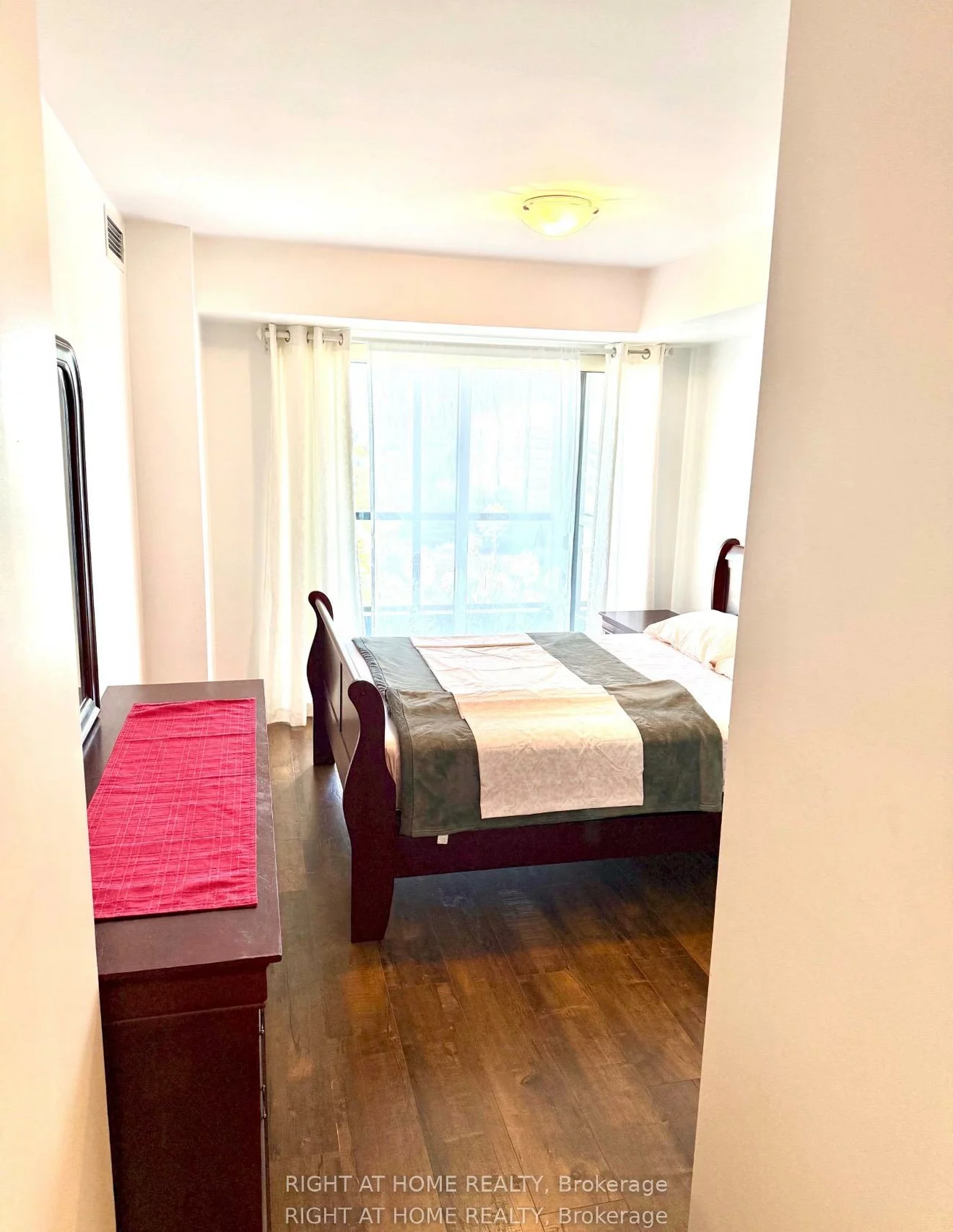 18, Harding, Harding, Richmond Hill