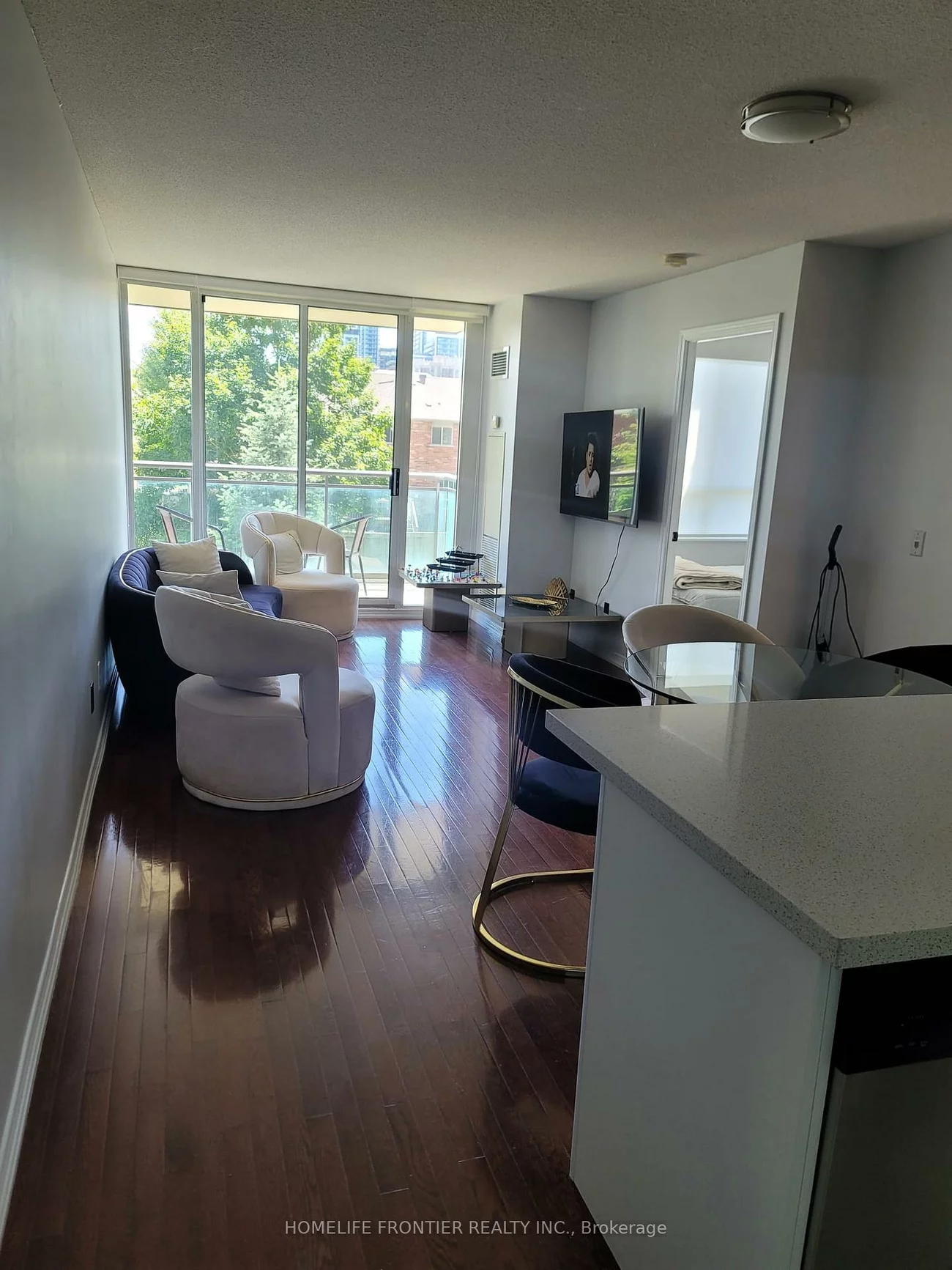 310, Red Maple, Langstaff, Richmond Hill