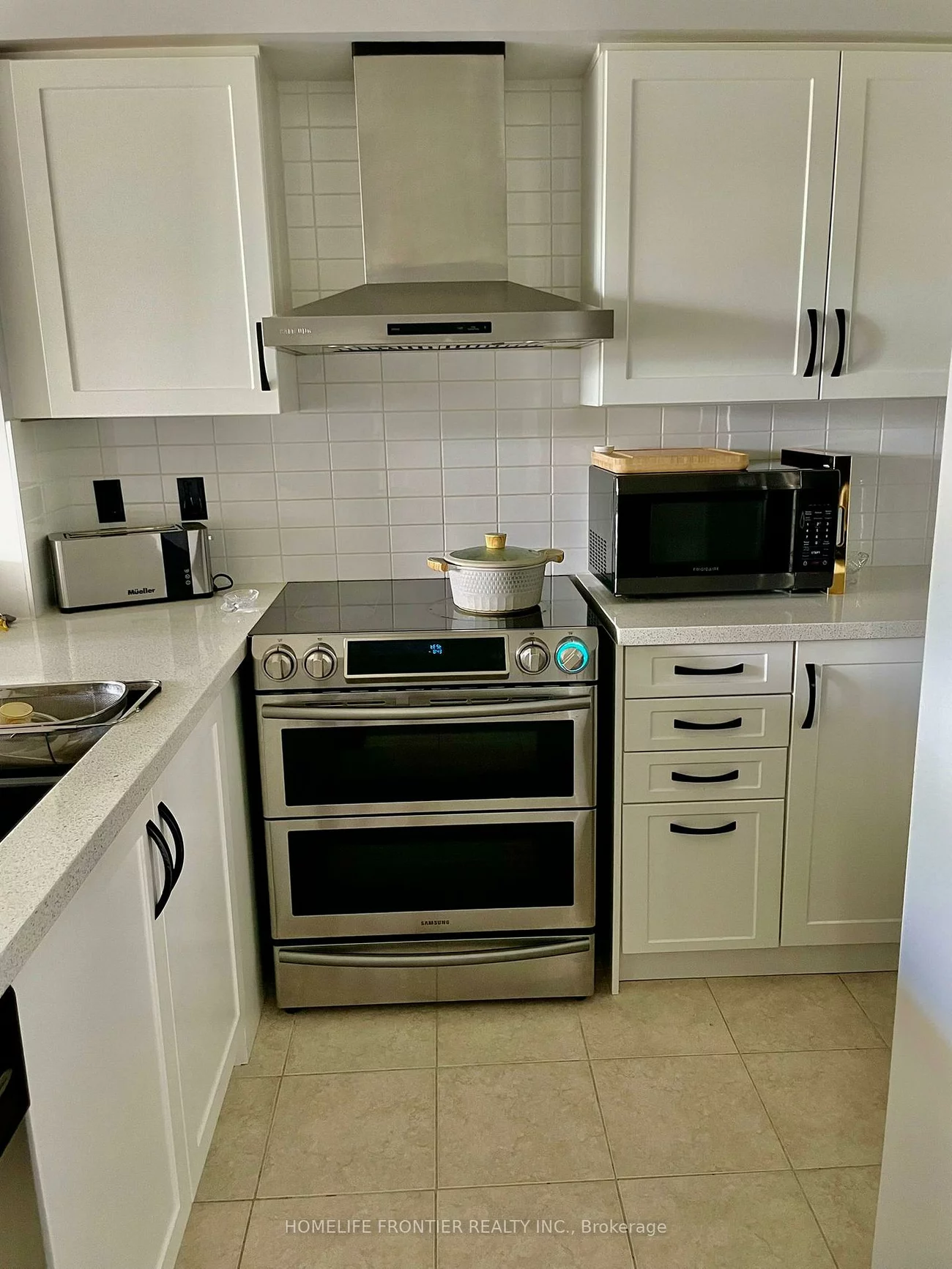 310, Red Maple, Langstaff, Richmond Hill