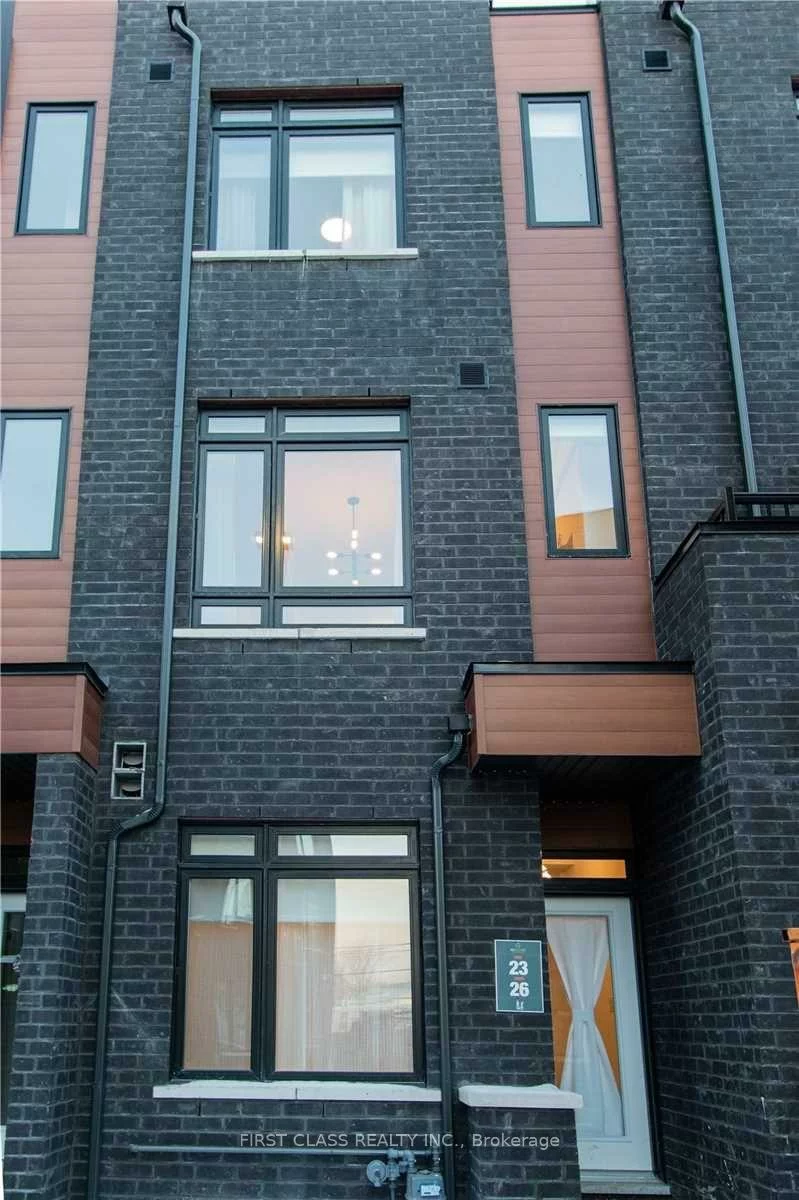 370, Red Maple, Langstaff, Richmond Hill