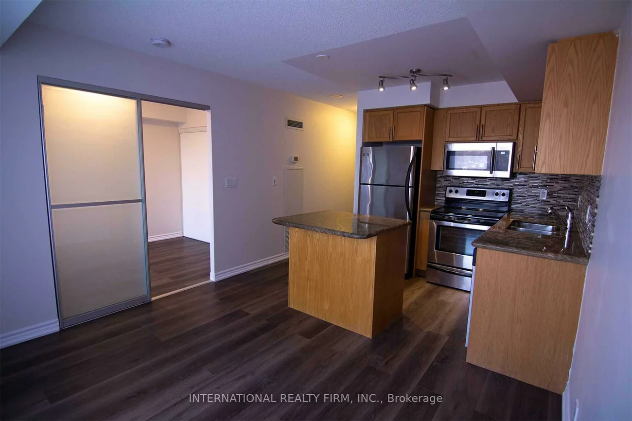 18, Harding, Harding, Richmond Hill