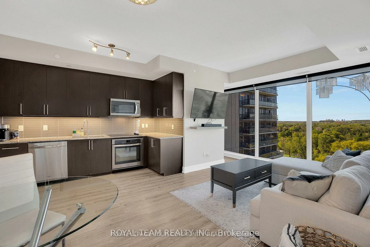 9600, Yonge, North Richvale, Richmond Hill