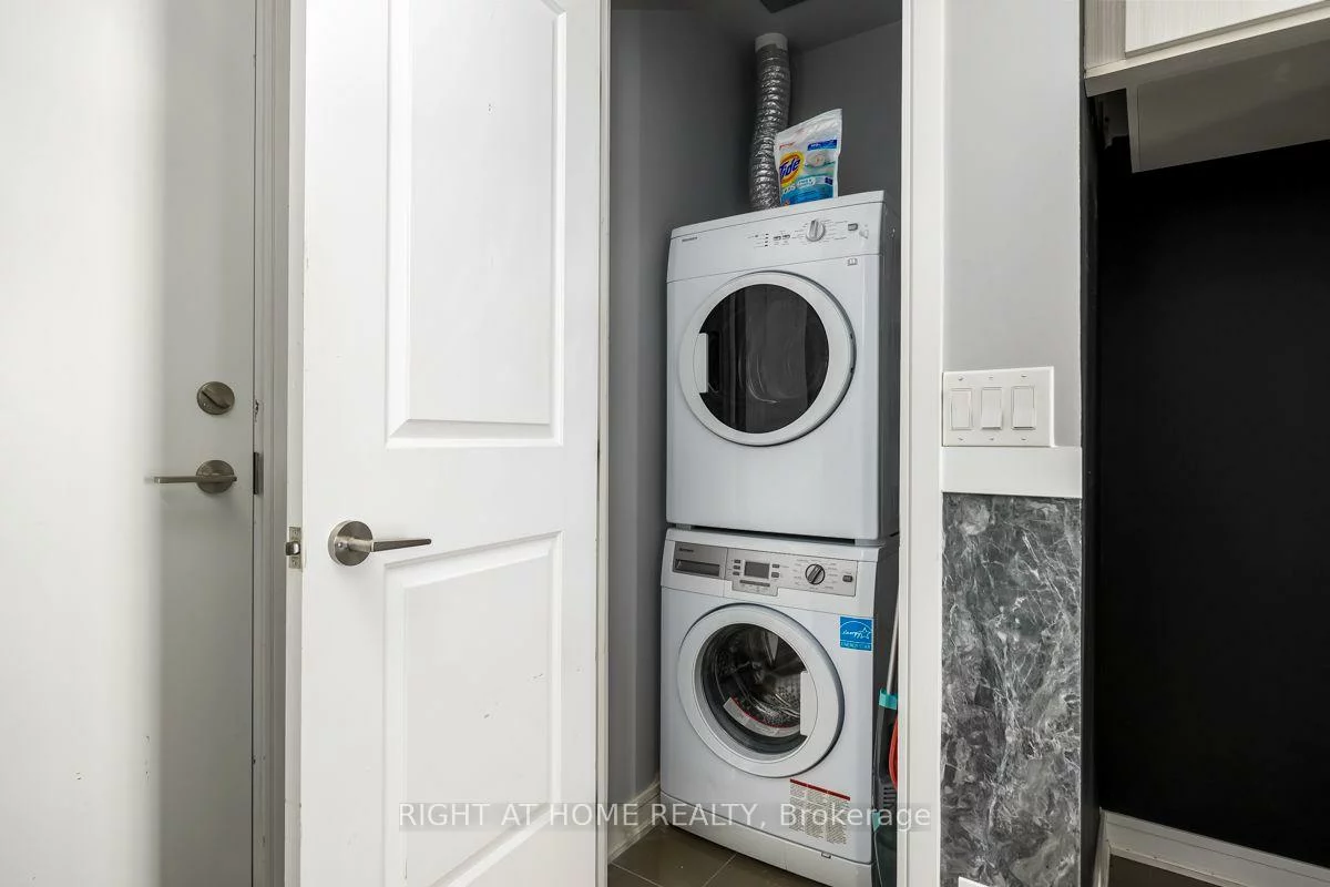 9201, YONGE, Langstaff, Richmond Hill