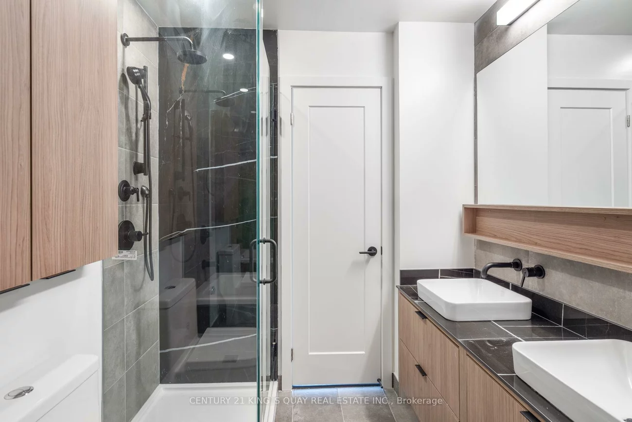 8888, Yonge, South Richvale, Richmond Hill