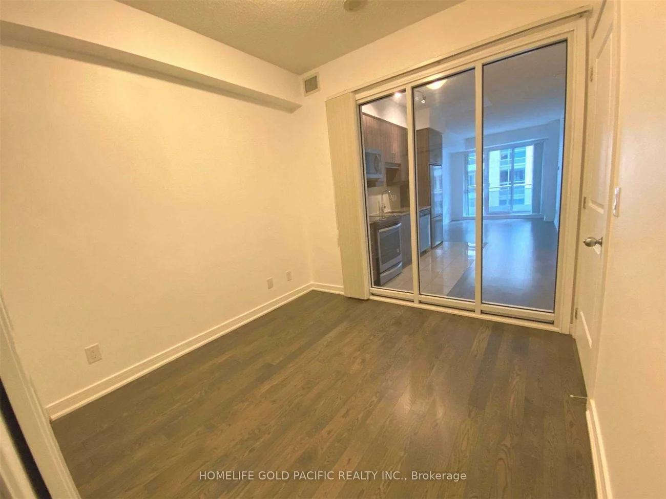 9205, Yonge, Langstaff, Richmond Hill