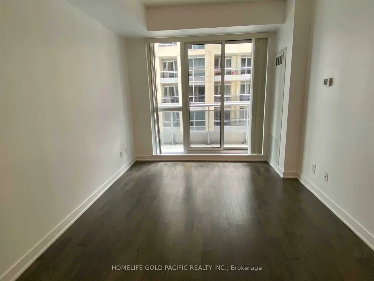 9205, Yonge, Langstaff, Richmond Hill