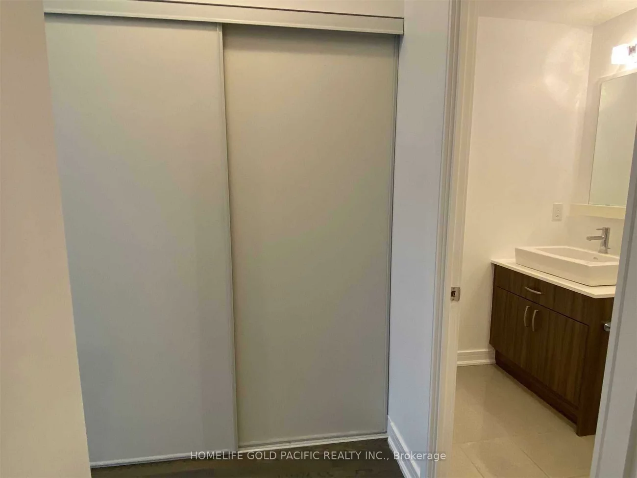 9205, Yonge, Langstaff, Richmond Hill