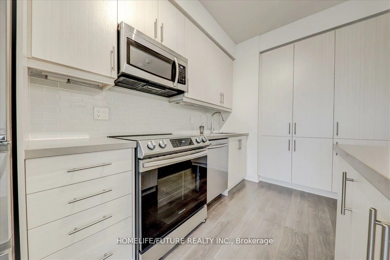 75, Oneida, Langstaff, Richmond Hill