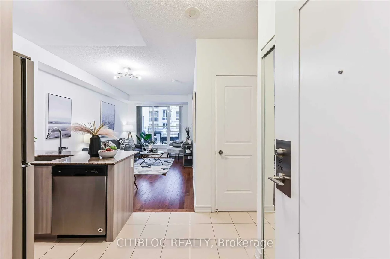 9199, Yonge, Langstaff, Richmond Hill