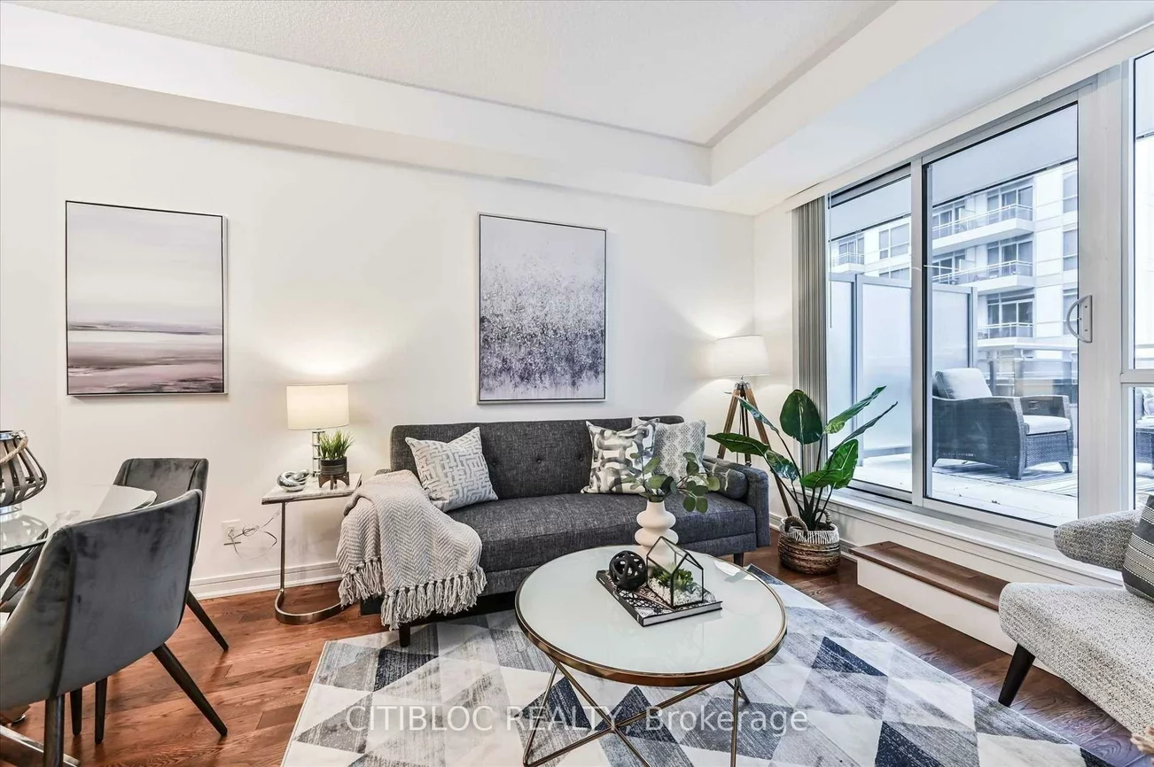 9199, Yonge, Langstaff, Richmond Hill