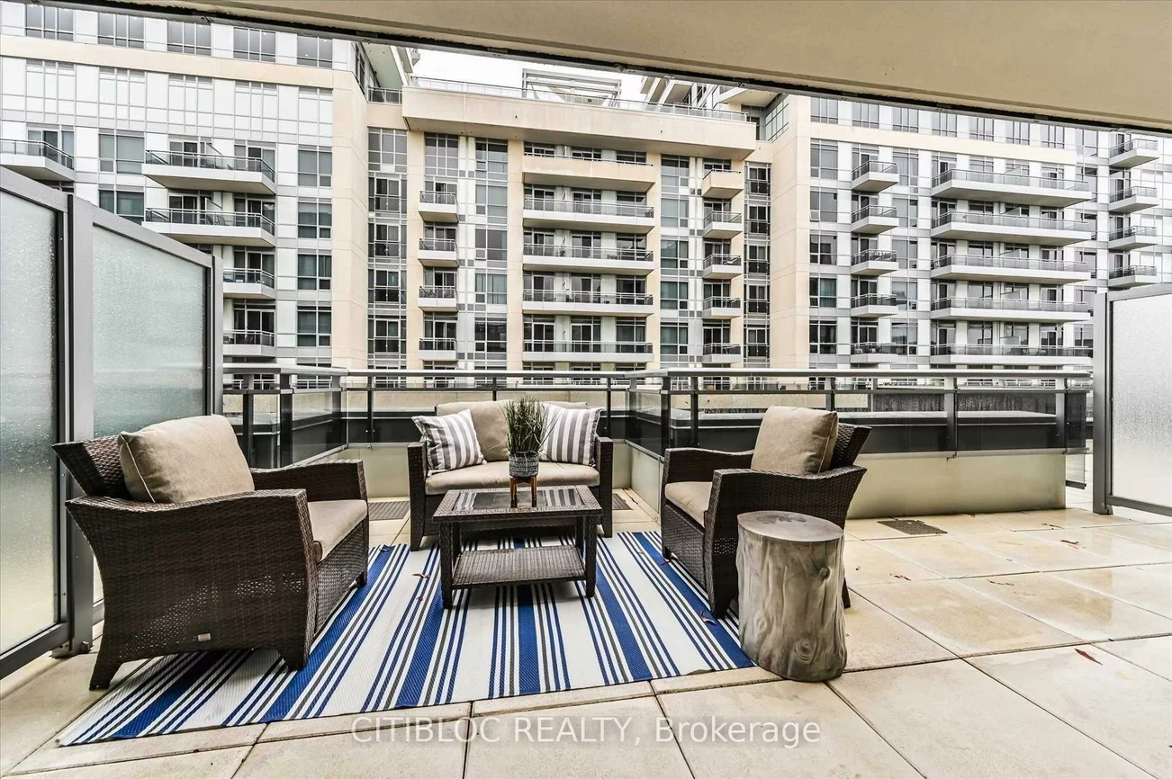 9199, Yonge, Langstaff, Richmond Hill