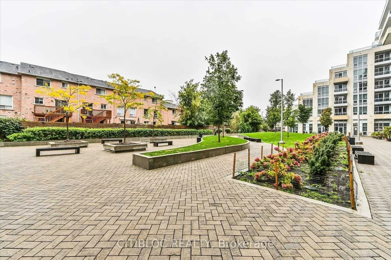 9199, Yonge, Langstaff, Richmond Hill