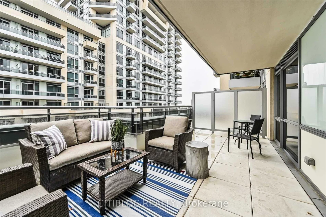 9199, Yonge, Langstaff, Richmond Hill