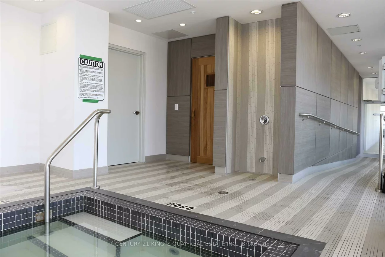 9205, Yonge, Langstaff, Richmond Hill