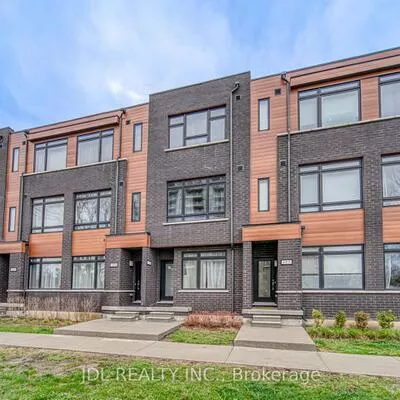 370D, Red Maple, Langstaff, Richmond Hill