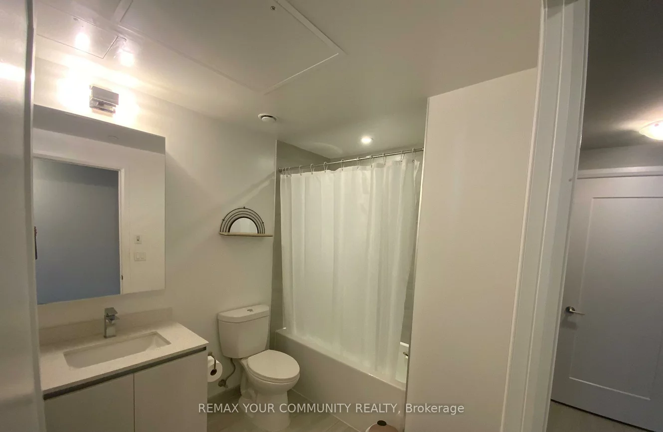 398, Highway 7 E, Doncrest, Richmond Hill