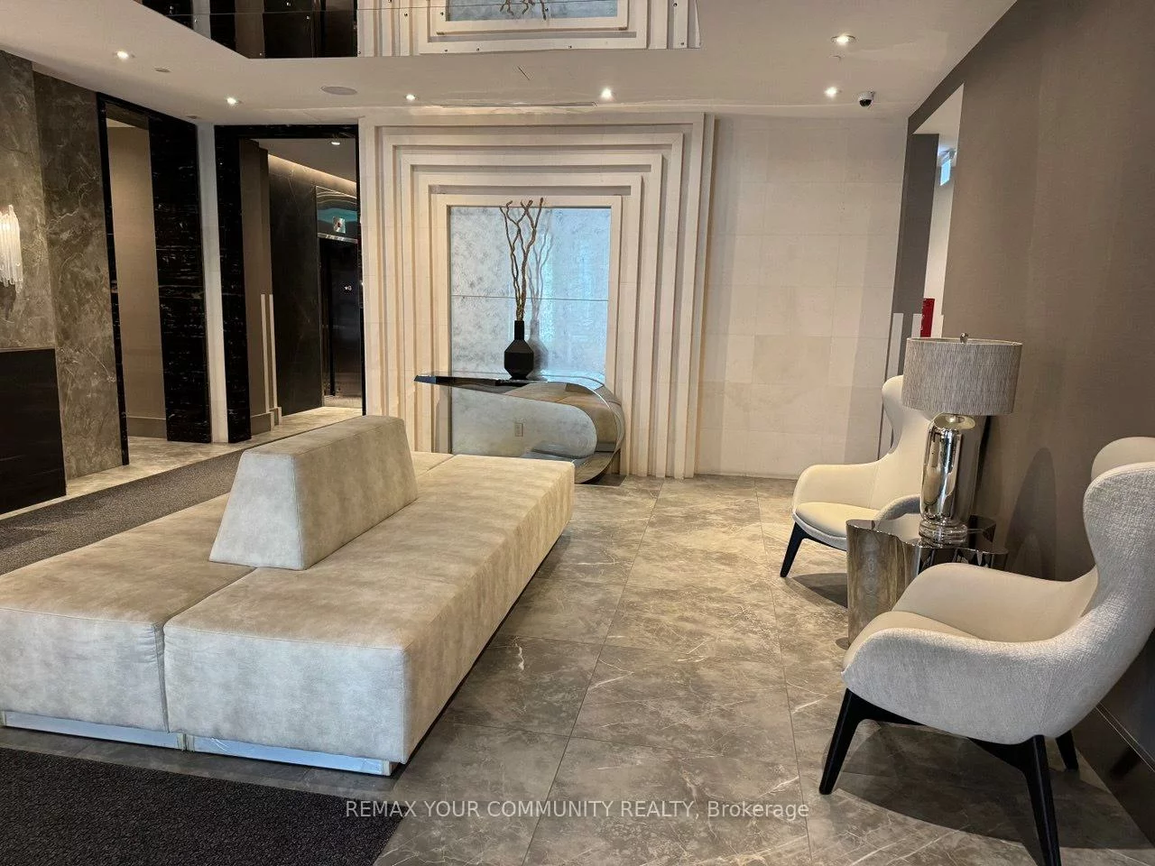 398, Highway 7 E, Doncrest, Richmond Hill