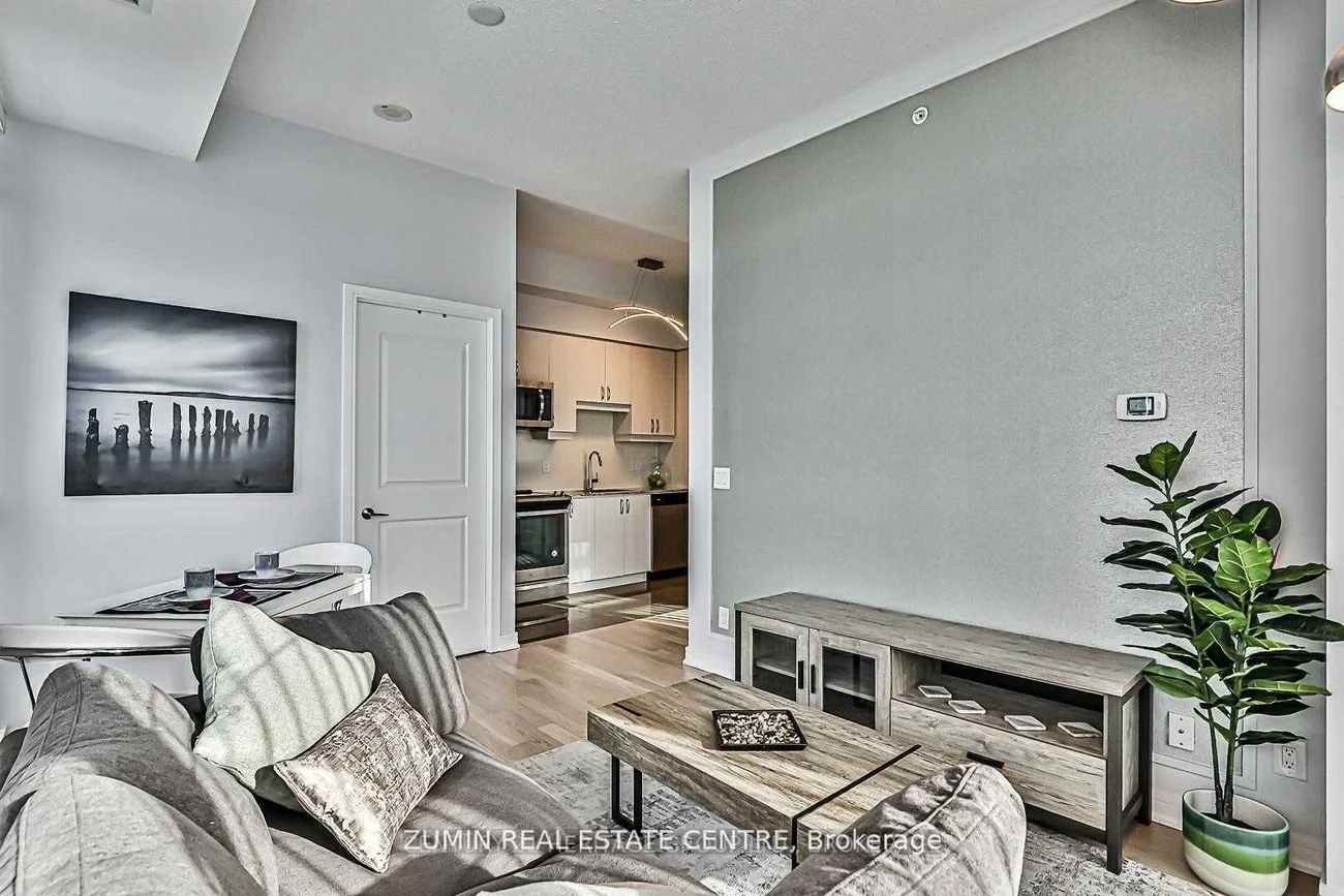 9191, Yonge, Langstaff, Richmond Hill