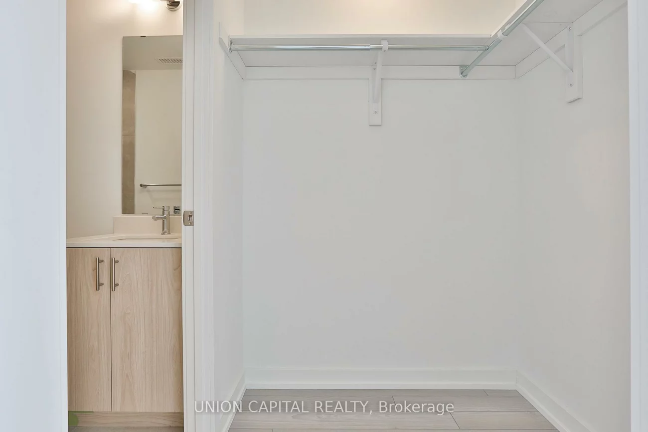 2, Red Squirrel, Rural Richmond Hill, Richmond Hill