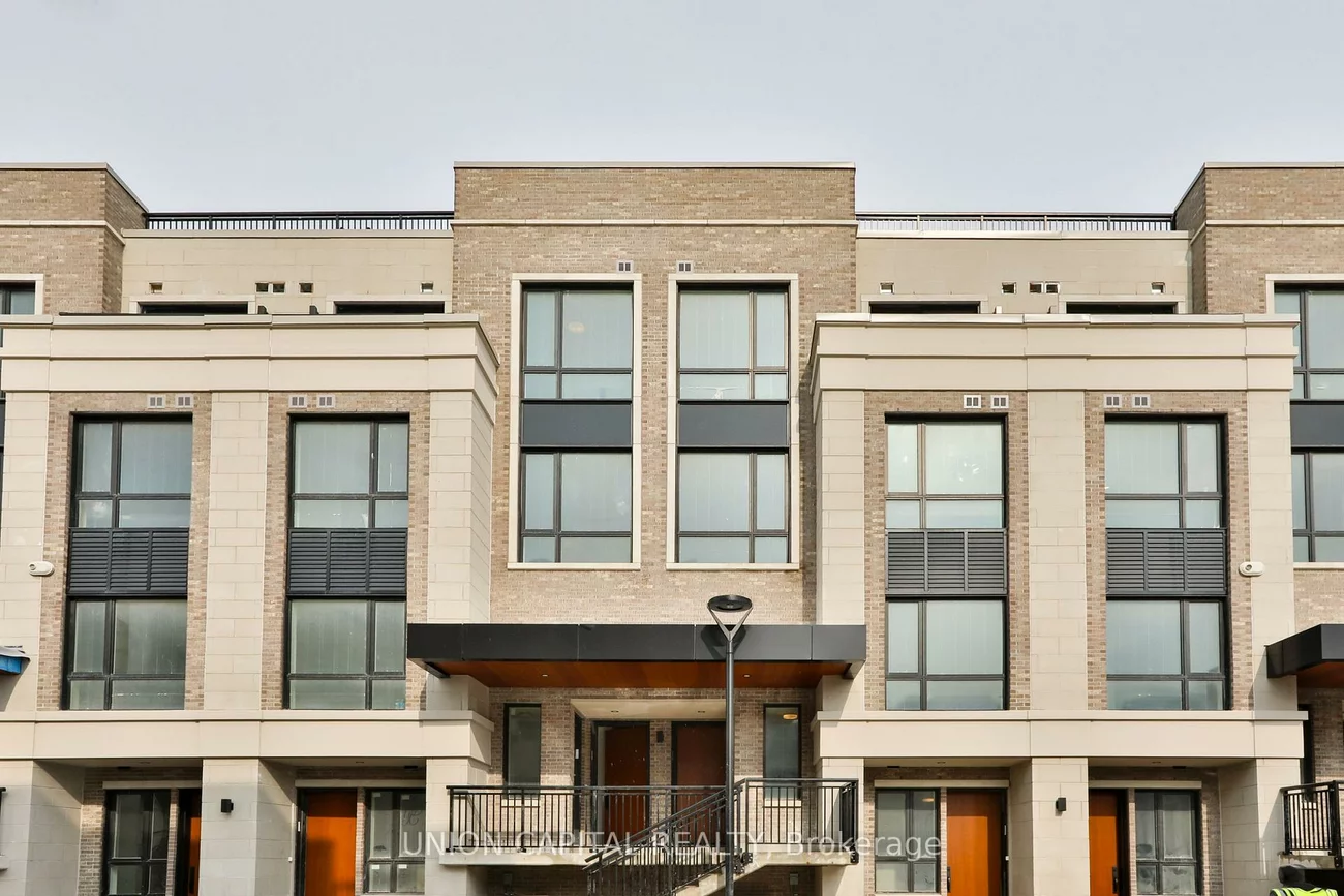 2, Red Squirrel, Rural Richmond Hill, Richmond Hill