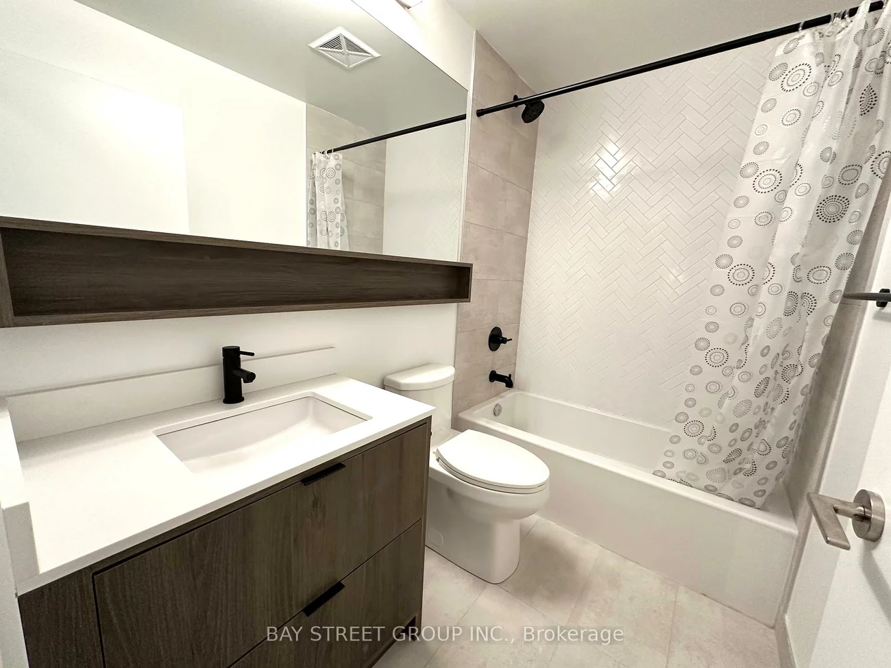 8888, Yonge, South Richvale, Richmond Hill