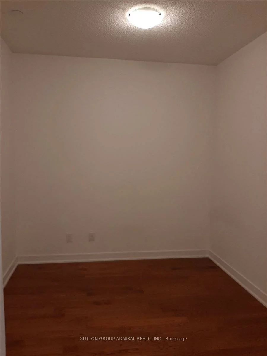 9205, Yonge, Langstaff, Richmond Hill