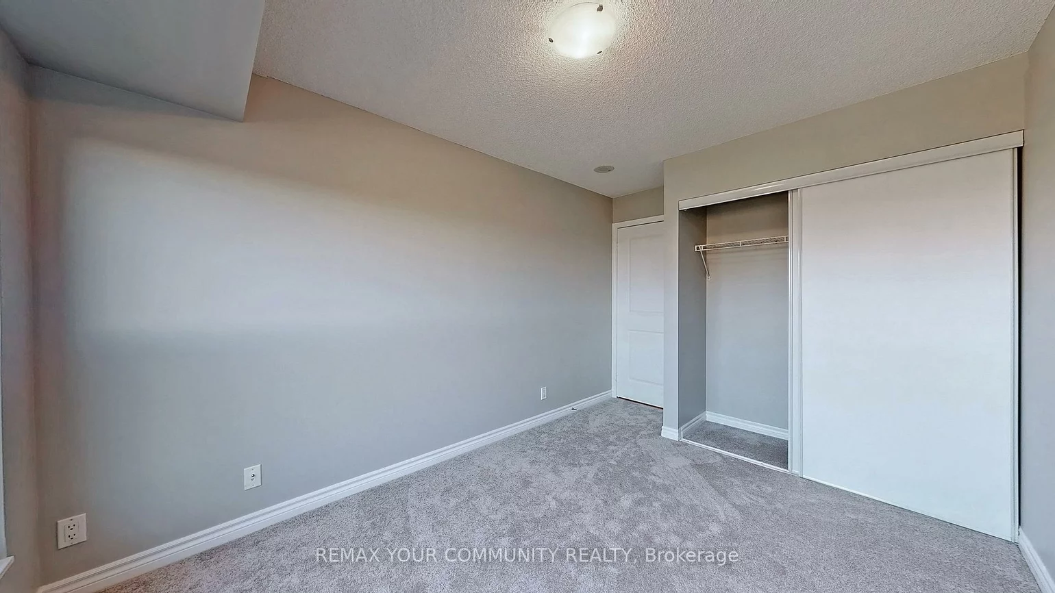 18, Harding, Harding, Richmond Hill