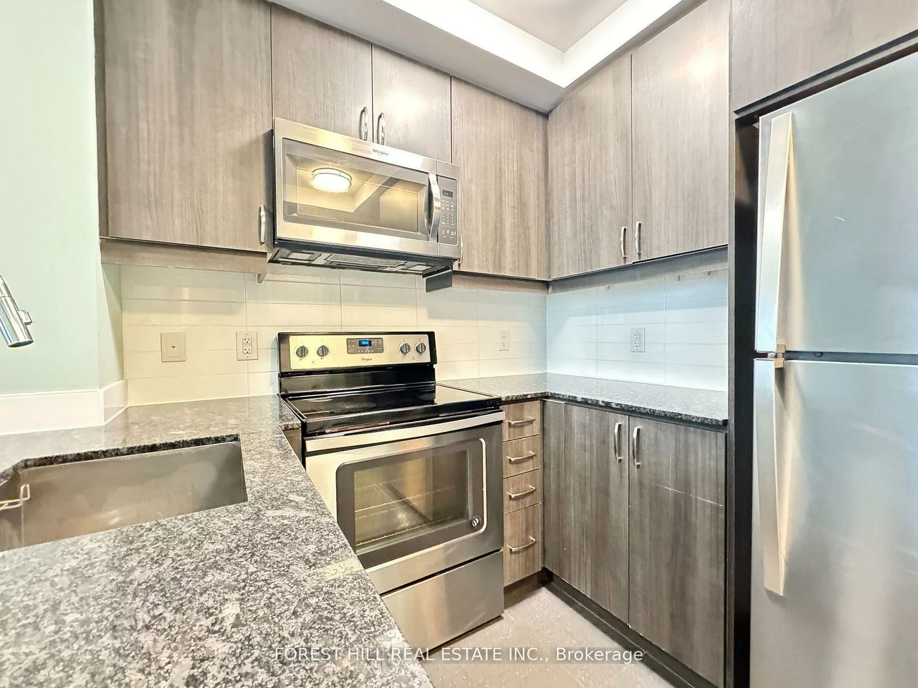 9191, Yonge, Langstaff, Richmond Hill