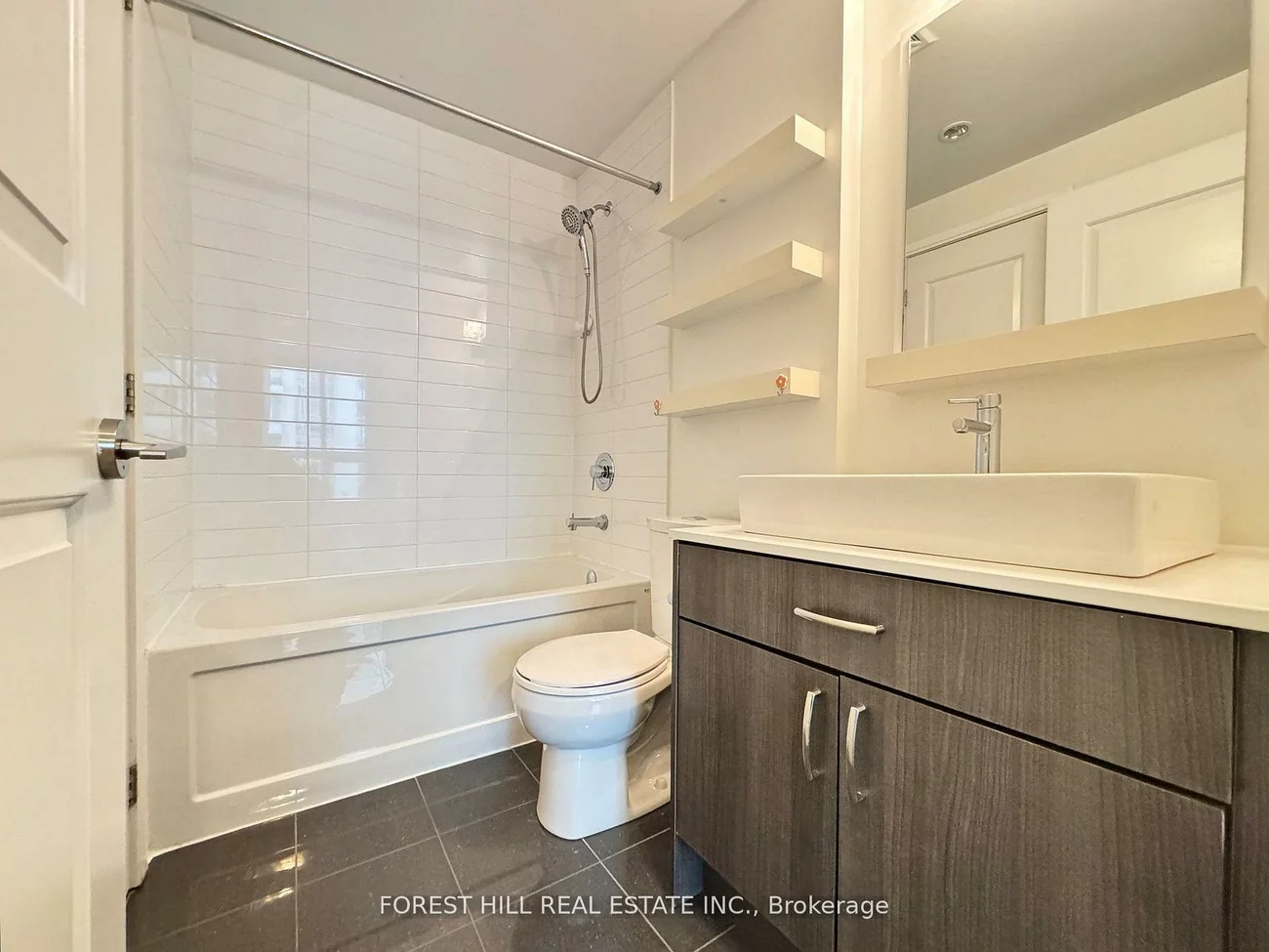 9191, Yonge, Langstaff, Richmond Hill