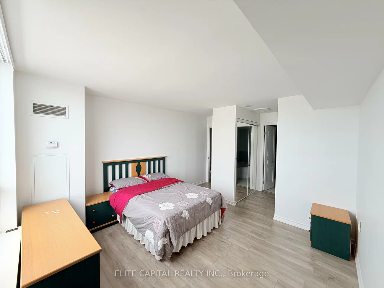 9015, Leslie, Beaver Creek Business Park, Richmond Hill