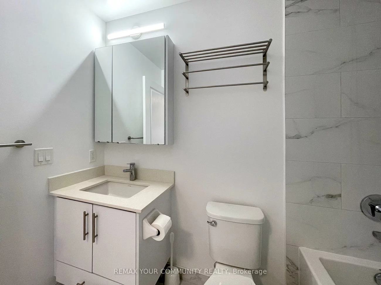 75, Oneida, Langstaff, Richmond Hill