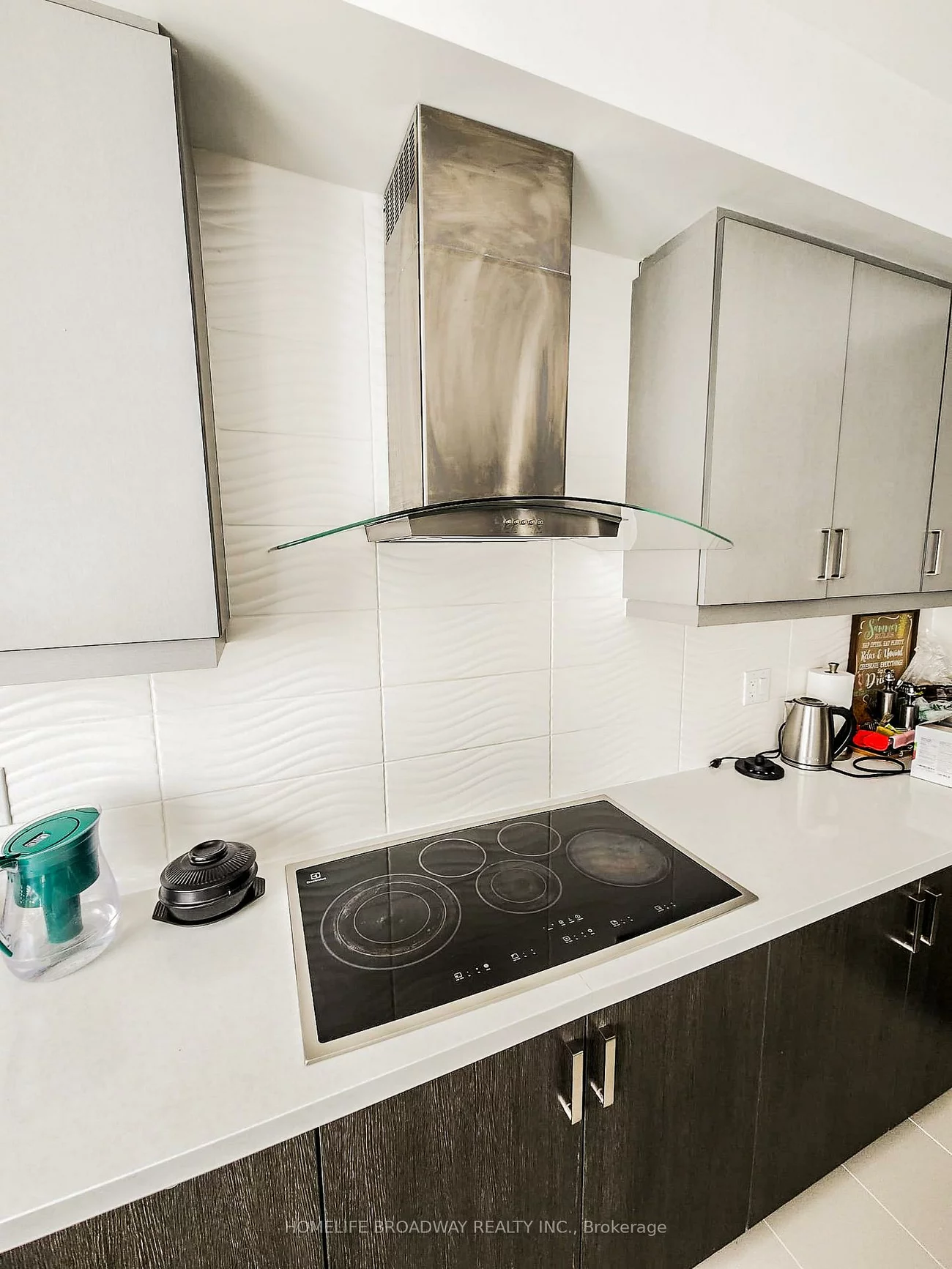 390, Highway 7, Doncrest, Richmond Hill