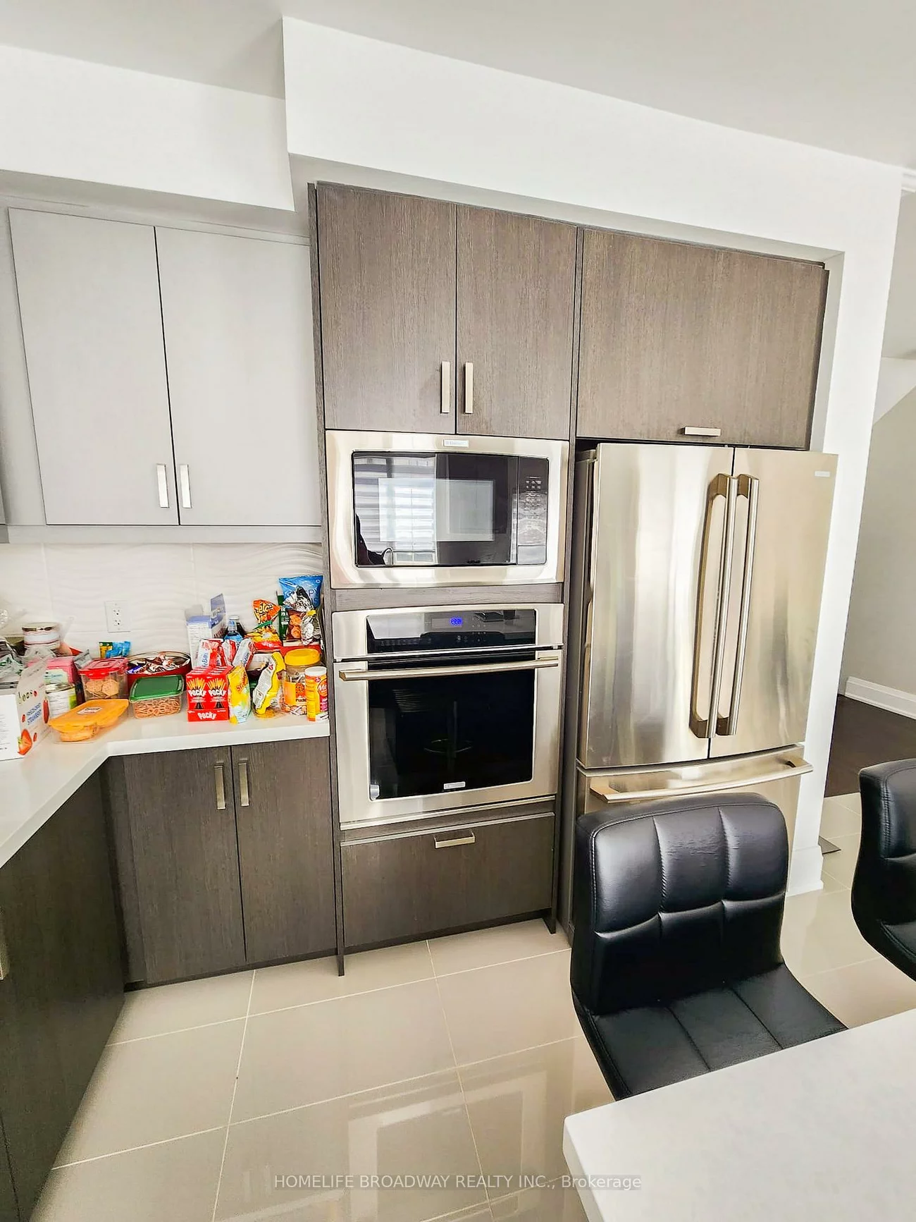 390, Highway 7, Doncrest, Richmond Hill