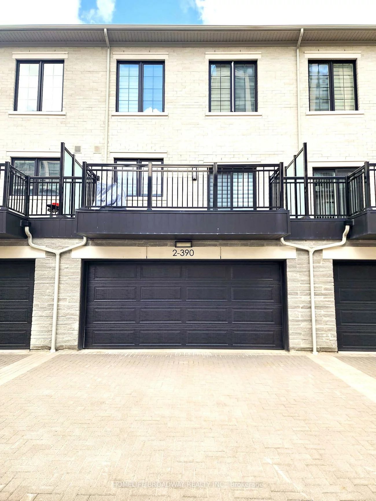 390, Highway 7, Doncrest, Richmond Hill