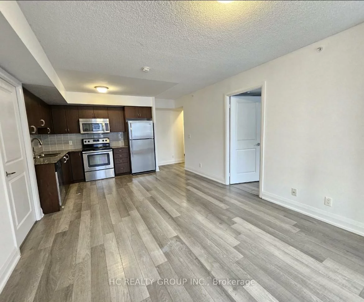 376, Highway 7, Doncrest, Richmond Hill