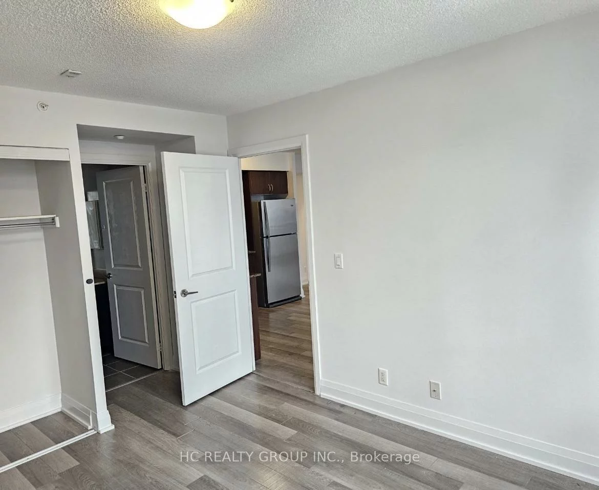 376, Highway 7, Doncrest, Richmond Hill