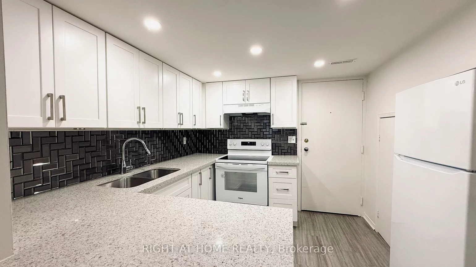 75, Weldrick, Observatory, Richmond Hill