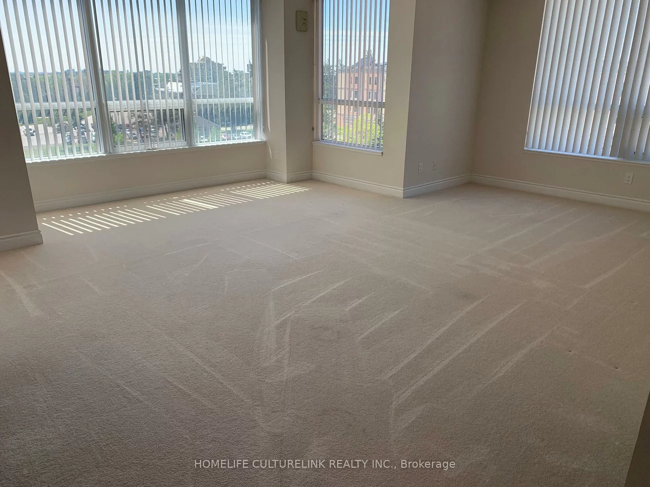 11211, Yonge, Devonsleigh, Richmond Hill