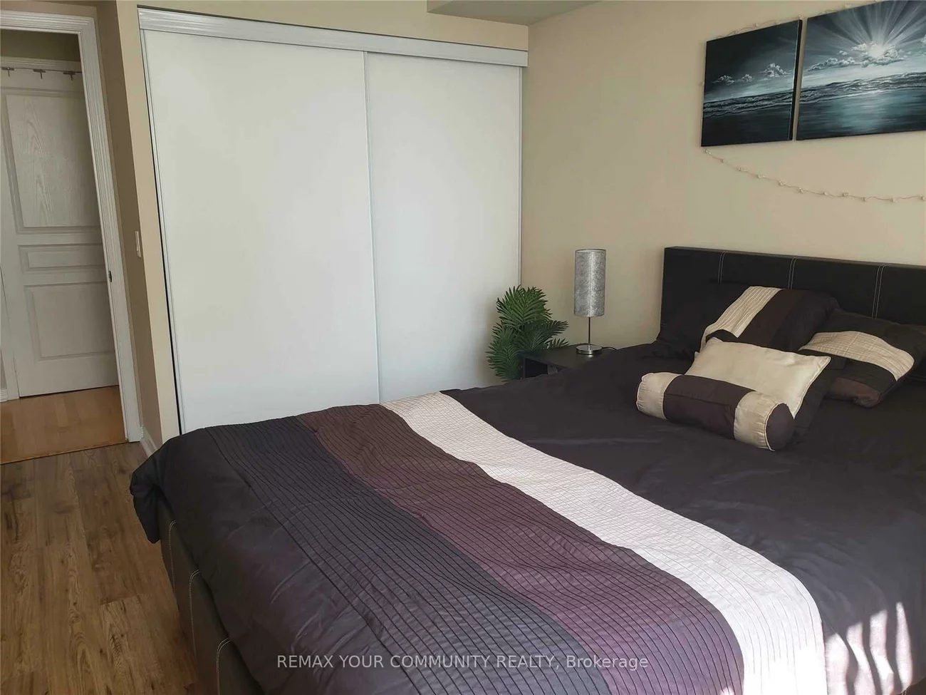 350, Red Maple, Langstaff, Richmond Hill