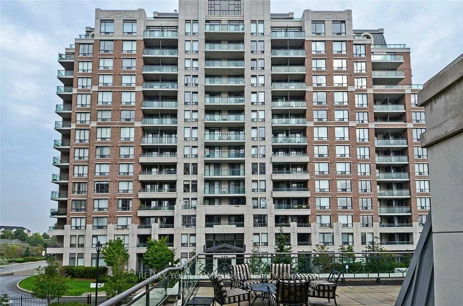 350, Red Maple, Langstaff, Richmond Hill