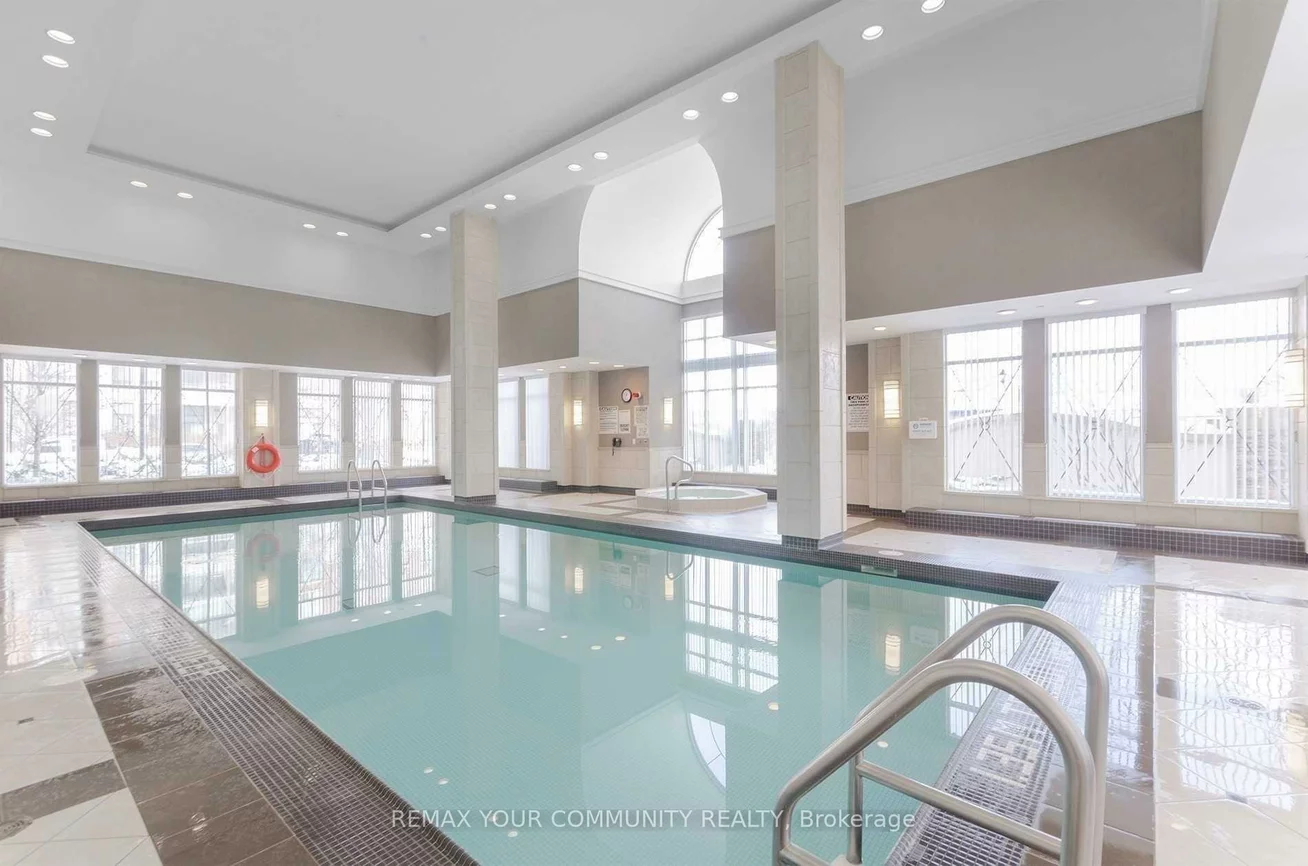 350, Red Maple, Langstaff, Richmond Hill