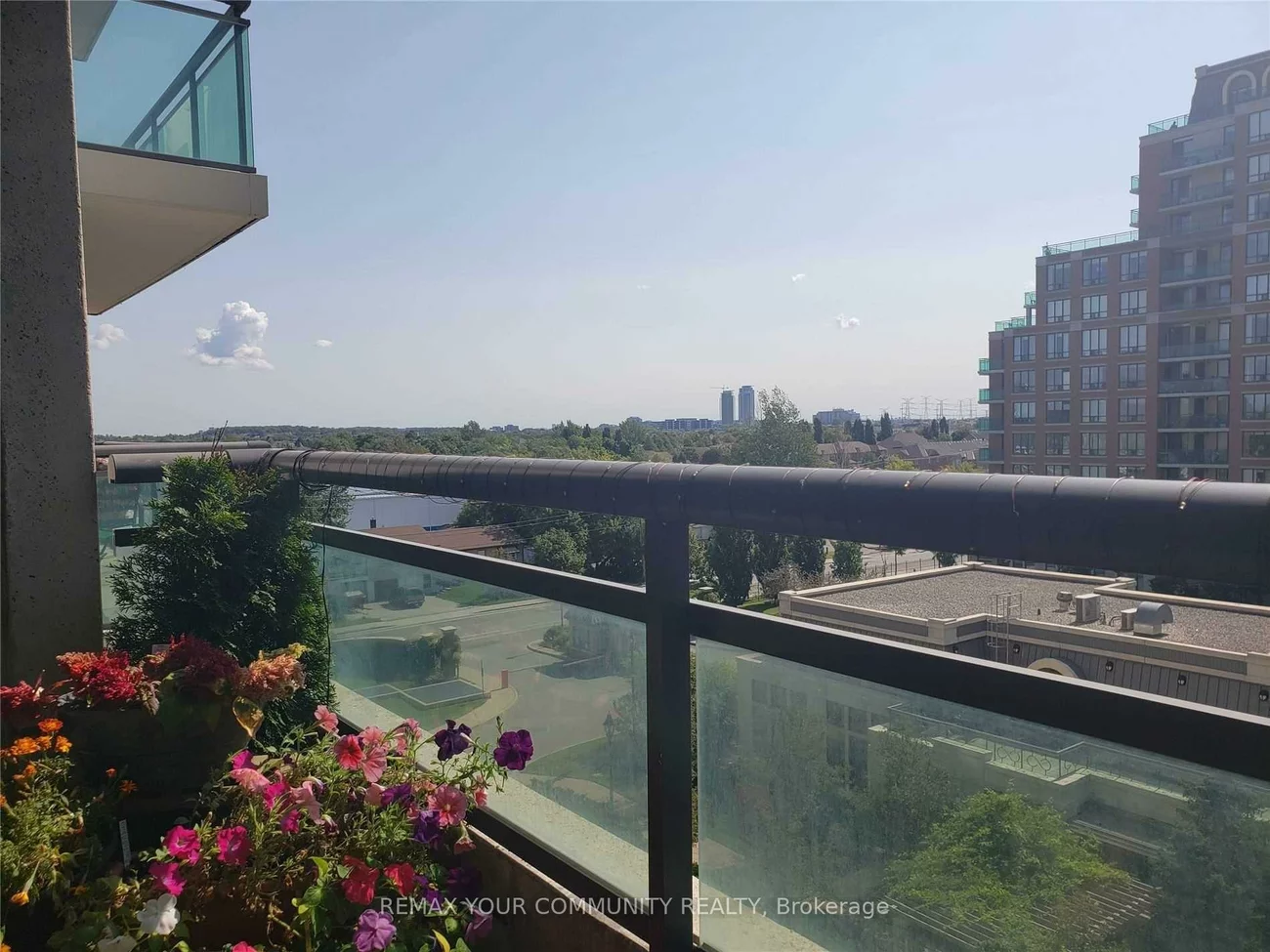 350, Red Maple, Langstaff, Richmond Hill