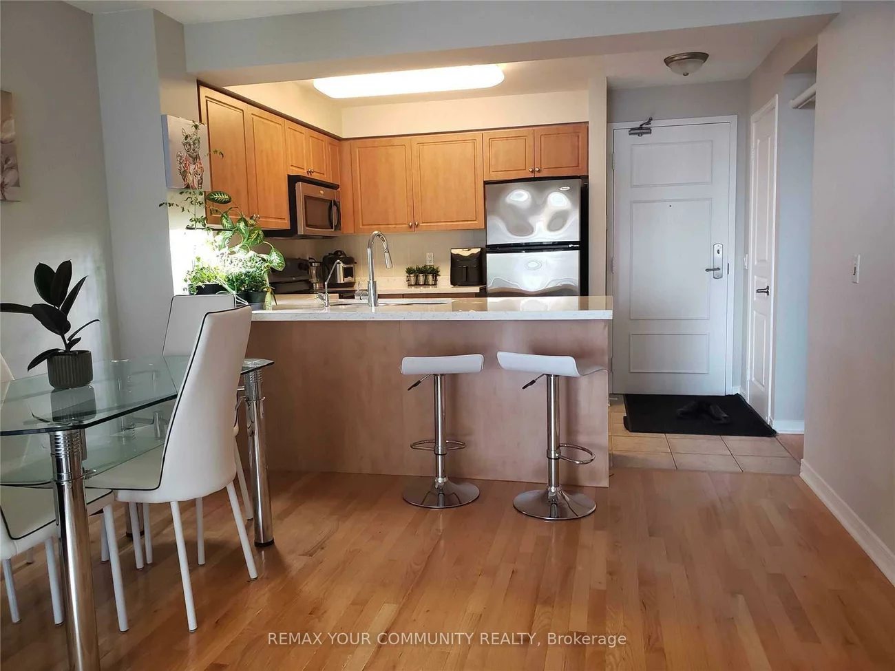 350, Red Maple, Langstaff, Richmond Hill